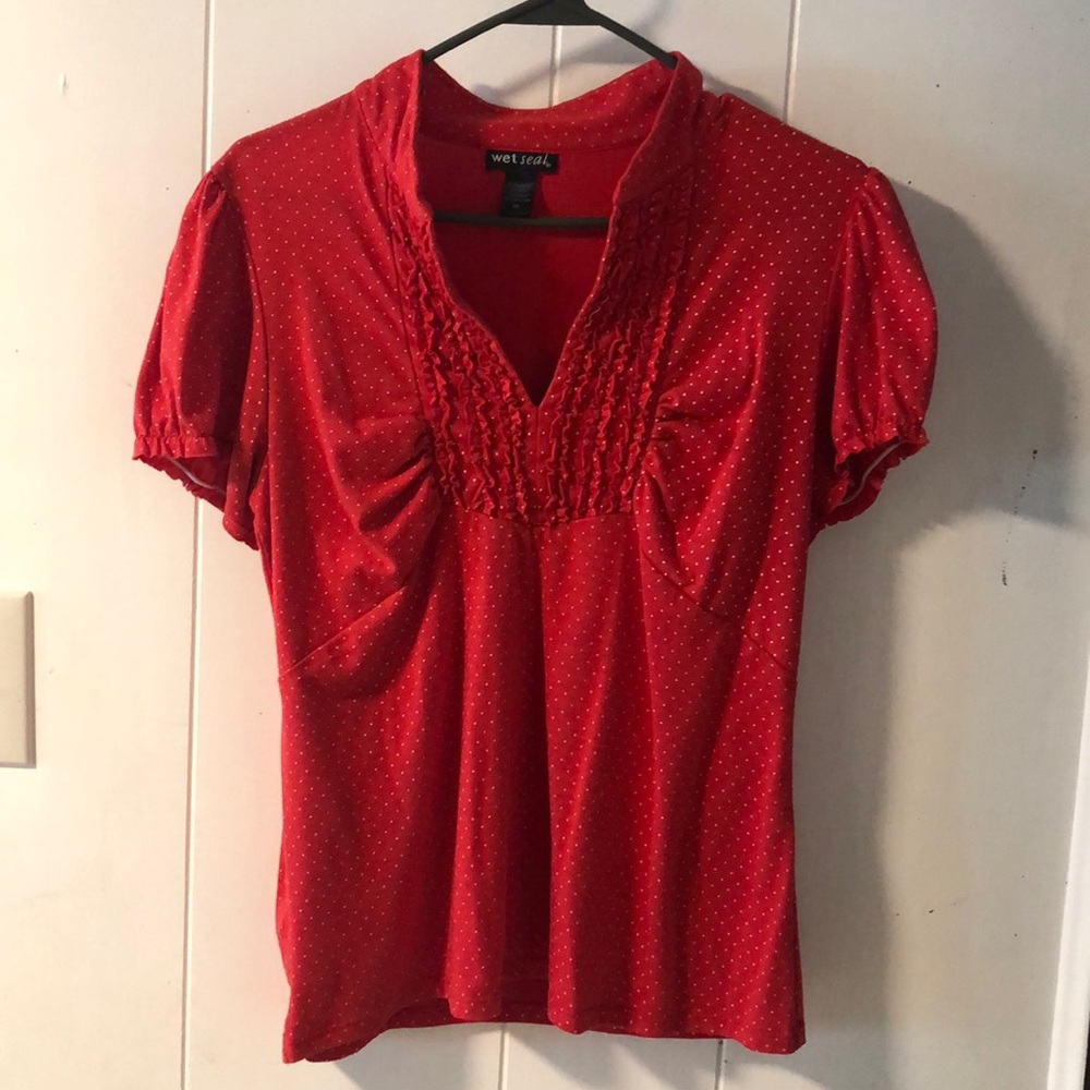 EUC Red with white polka dots t shirt